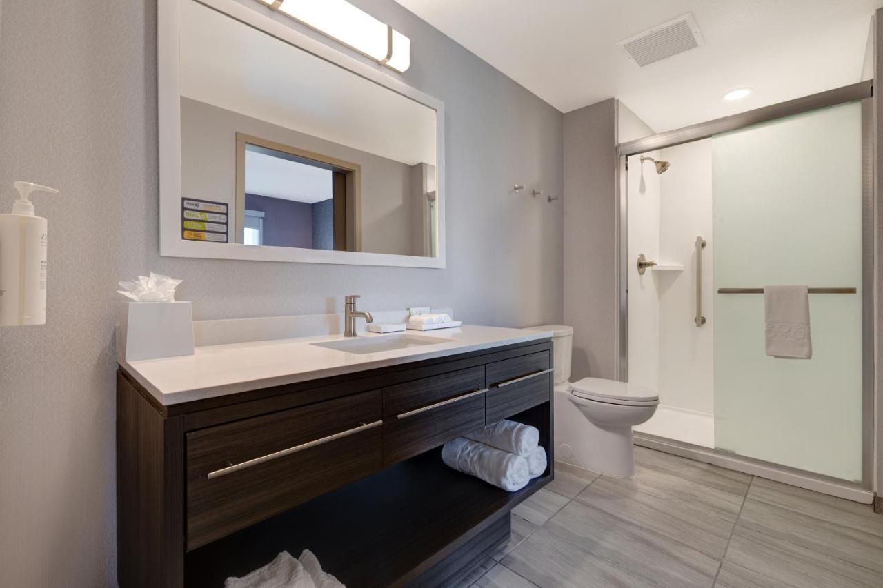 Home2 Suites By Hilton 페탈루마 외부 사진