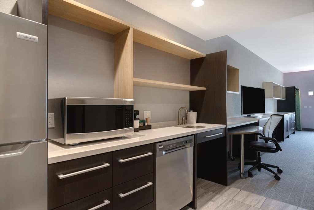 Home2 Suites By Hilton 페탈루마 객실 사진