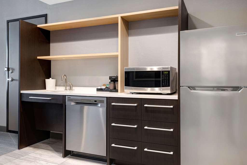 Home2 Suites By Hilton 페탈루마 객실 사진