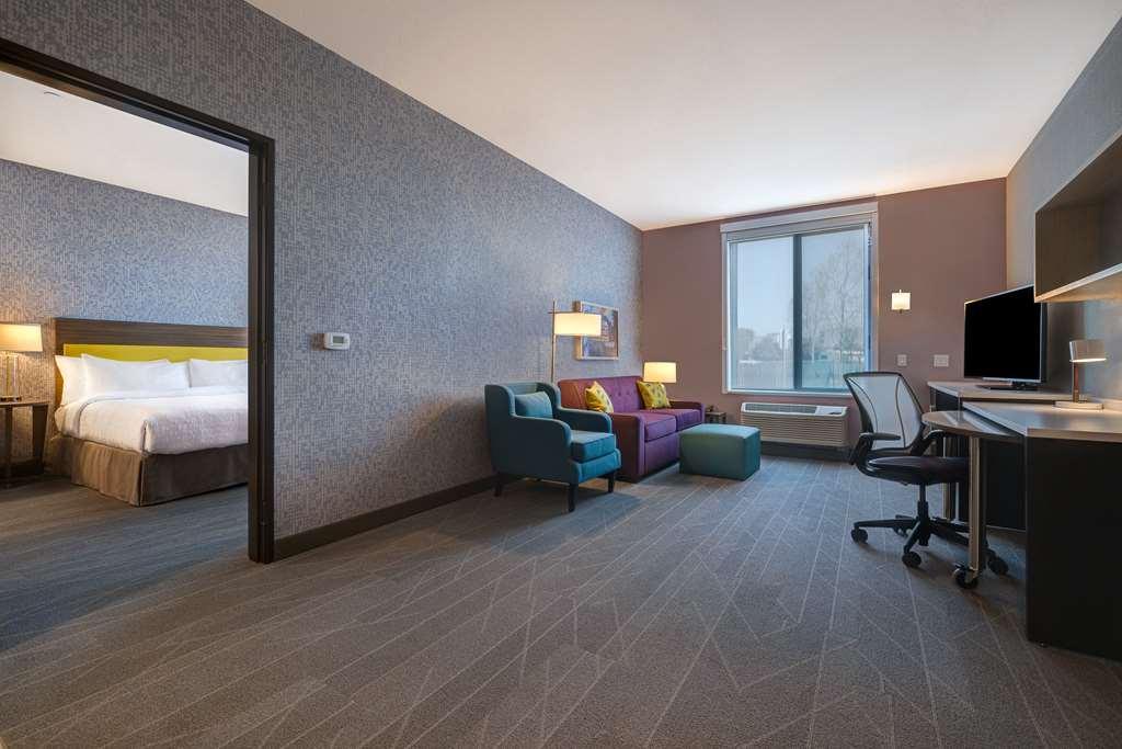 Home2 Suites By Hilton 페탈루마 객실 사진